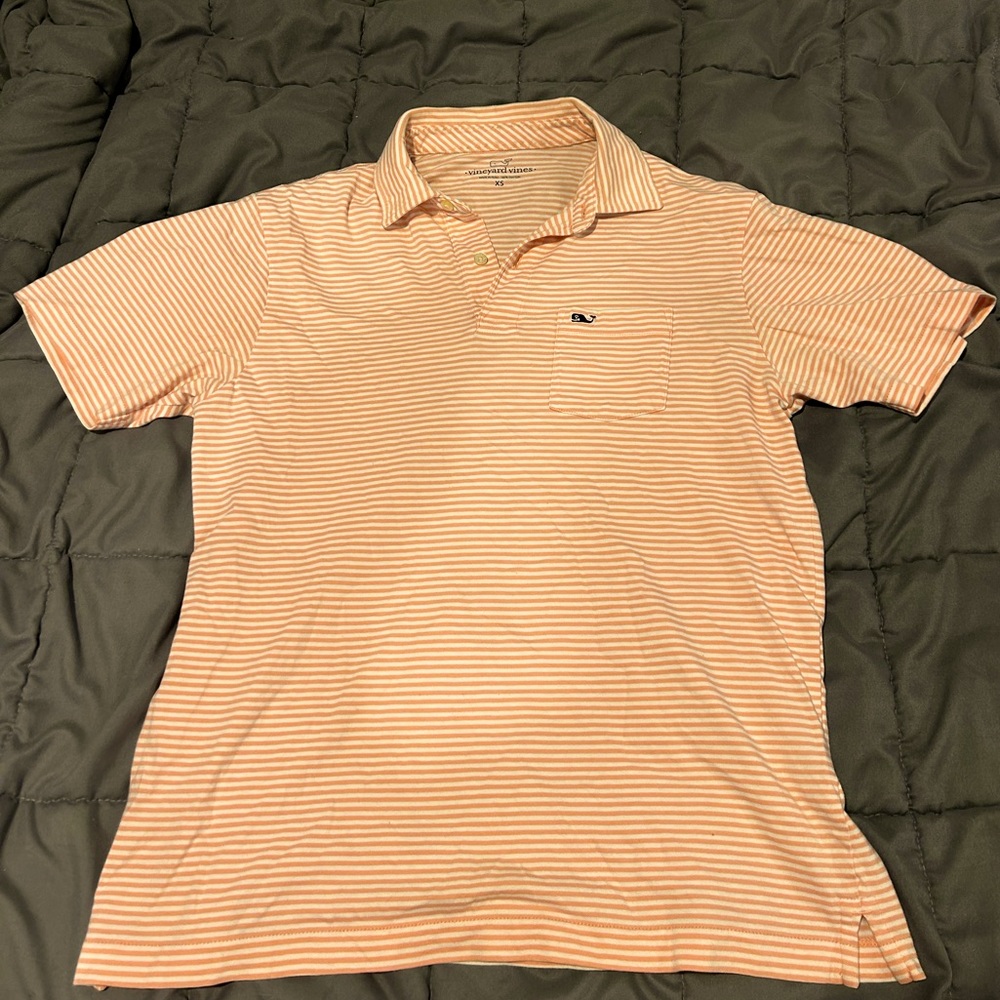 OVER 75% OFF vineyard vines shirt great for summer